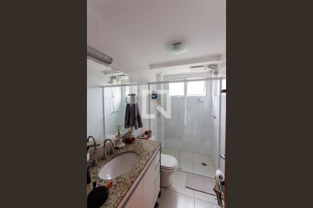 Apartamento à venda com 121m², 3 quartos e 3 vagas Apartamento à venda com 121m², 3 quartos e 3 vagasBanheiro da Suíte 1