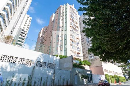 Apartamento à venda com 121m², 3 quartos e 3 vagas Apartamento à venda com 121m², 3 quartos e 3 vagasFachada