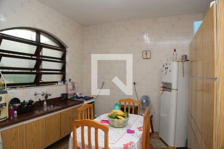 Cozinha de casa para alugar com 3 quartos, 90m² em Vila Caiçara, Praia Grande