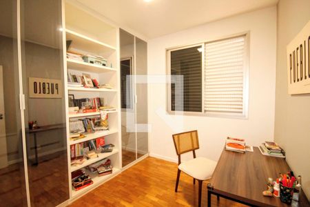 Quarto 1 de apartamento à venda com 3 quartos, 99m² em Serra, Belo Horizonte