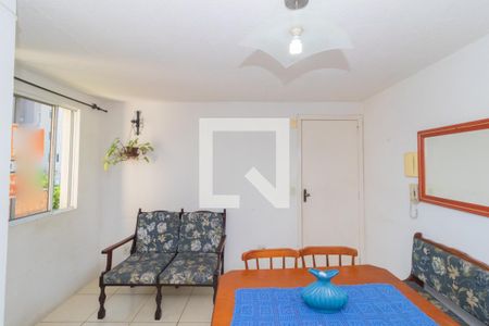 Sala/Cozinha de apartamento à venda com 2 quartos, 33m² em Mato Grande, Canoas