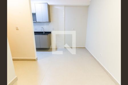 Sala de apartamento para alugar com 1 quarto, 30m² em Vila Bertioga, São Paulo