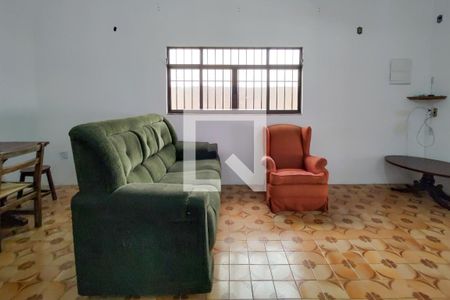 Sala de casa para alugar com 4 quartos, 158m² em Vila Tupi, Praia Grande