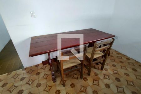 Sala de casa para alugar com 4 quartos, 158m² em Vila Tupi, Praia Grande