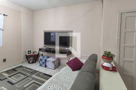 Sala de Estar de casa para alugar com 2 quartos, 98m² em Padre Reus, São Leopoldo