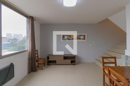 Sala/Cozinha de apartamento para alugar com 1 quarto, 50m² em Vila Tramontano, São Paulo