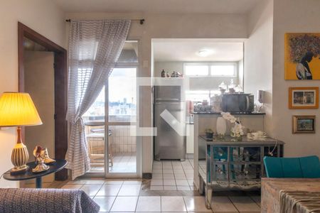 Sala de apartamento à venda com 1 quarto, 38m² em São Pedro, Belo Horizonte