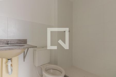 Banheiro de apartamento para alugar com 2 quartos, 65m² em Farrapos, Porto Alegre