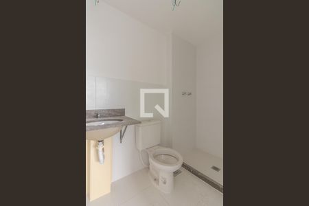 Banheiro de apartamento para alugar com 2 quartos, 65m² em Farrapos, Porto Alegre