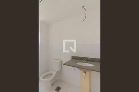 Banheiro suite de apartamento para alugar com 3 quartos, 65m² em Farrapos, Porto Alegre