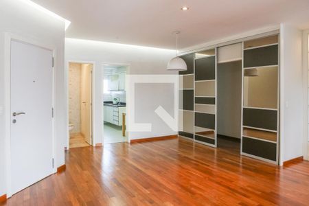 Apartamento à venda com 109m², 2 quartos e 3 vagasSala