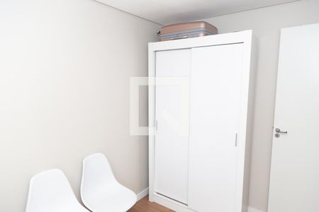 Quarto 2 de apartamento para alugar com 2 quartos, 40m² em Jardim Albertina, Guarulhos