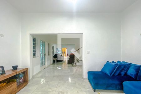 Sala de casa para alugar com 4 quartos, 200m² em Cambuci, São Paulo