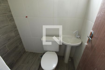 Banheiro da Suíte de casa para alugar com 2 quartos, 55m² em Abolição, Rio de Janeiro