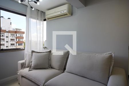 Sala de apartamento à venda com 2 quartos, 122m² em Passo da Areia, Porto Alegre