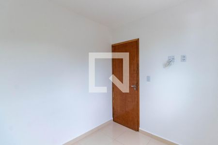 Quarto de apartamento à venda com 1 quarto, 30m² em Vila Santa Teresa (zona Leste), São Paulo