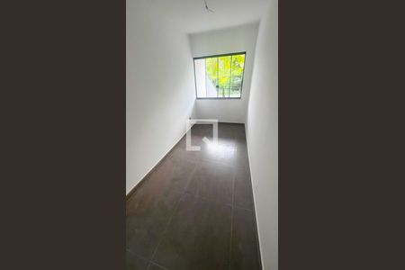 Quarto 3 de casa à venda com 3 quartos, 90m² em Alto Caiçaras, Belo Horizonte