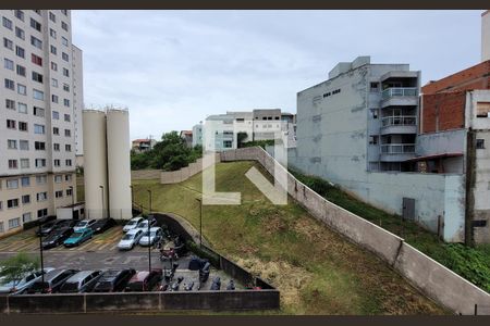 Vista de apartamento à venda com 3 quartos, 57m² em Parque São Vicente, Santo André