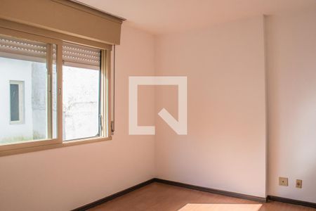 Quarto 1 de apartamento para alugar com 2 quartos, 80m² em Santo Antônio, Porto Alegre