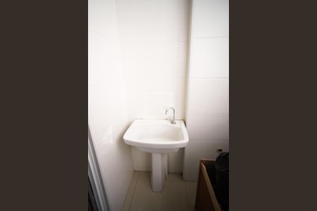 Área de Serviço de apartamento para alugar com 3 quartos, 70m² em Planalto, Belo Horizonte