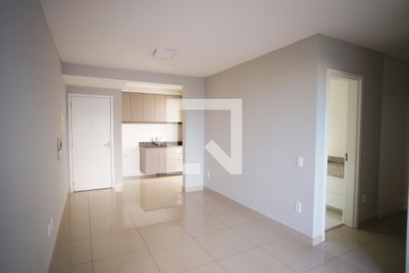 Sala de apartamento para alugar com 3 quartos, 70m² em Planalto, Belo Horizonte