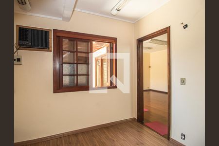 Sala de casa à venda com 5 quartos, 310m² em Menino Deus, Porto Alegre