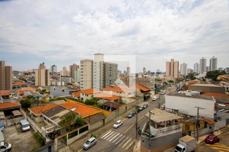 Vista do quarto 1 de apartamento para alugar com 2 quartos, 50m² em Vila Scarpelli, Santo André