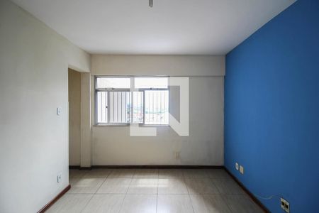 Sala de apartamento para alugar com 2 quartos, 66m² em Comendador Soares, Nova Iguaçu