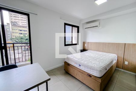 Sala/Quarto de kitnet/studio para alugar com 1 quarto, 28m² em Liberdade, São Paulo