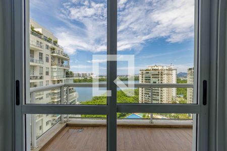 Apartamento para alugar com 136m², 1 quarto e 2 vagas Apartamento para alugar com 136m², 1 quarto e 2 vagasVaranda Suíte