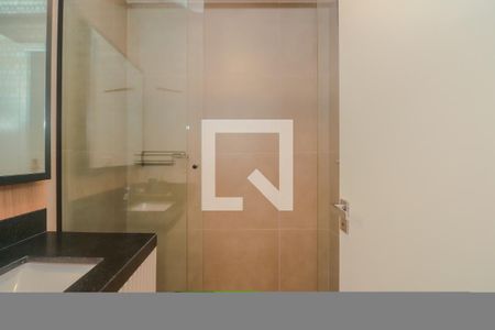 Banheiro de kitnet/studio à venda com 1 quarto, 39m² em Auxiliadora, Porto Alegre