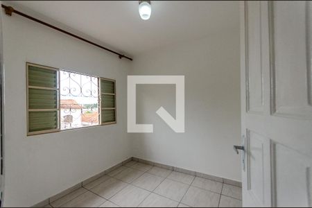 Quarto 2 de casa para alugar com 2 quartos, 135m² em Vila Cruz das Almas, São Paulo
