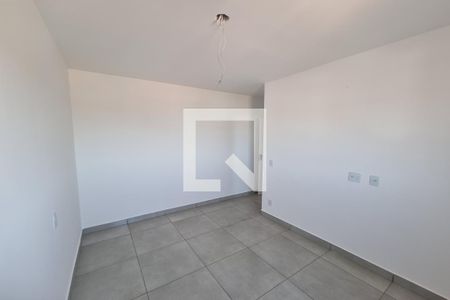 Suíte de apartamento para alugar com 2 quartos, 61m² em Sumarezinho, Ribeirão Preto