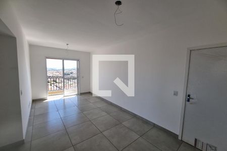 Sala de apartamento para alugar com 2 quartos, 61m² em Sumarezinho, Ribeirão Preto