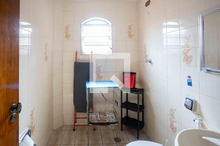 Banheiro 1 de casa para alugar com 3 quartos, 180m² em Piraporinha, Diadema