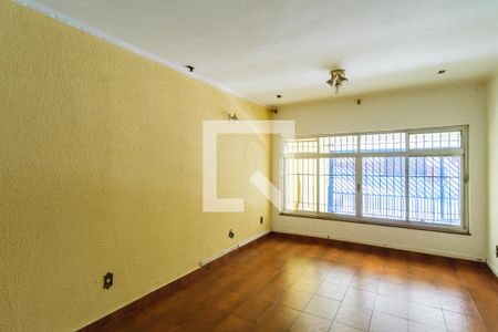 Casa à venda com 299m², 3 quartos e 2 vagasSala