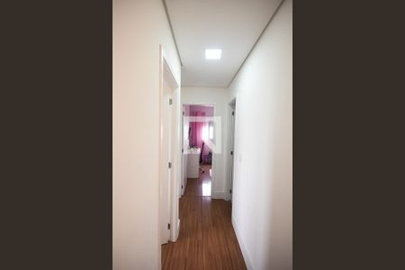 Corredor de apartamento à venda com 3 quartos, 66m² em Vila Andrade, São Paulo
