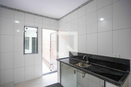 Cozinha de apartamento para alugar com 1 quarto, 48m² em Taboão, Diadema