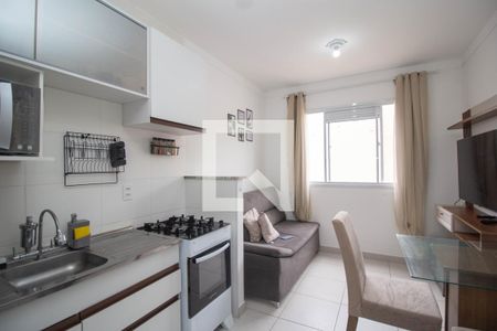 Sala/Cozinha de apartamento à venda com 2 quartos, 33m² em Piqueri, São Paulo