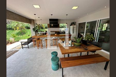 Casa à venda com 3 quartos, 265m² em Vila Hollândia, Campinas