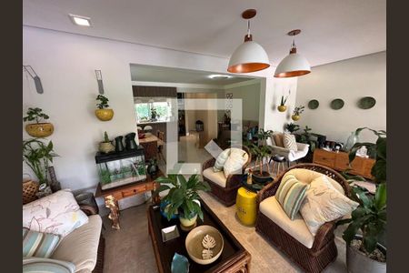 Casa à venda com 3 quartos, 265m² em Vila Hollândia, Campinas