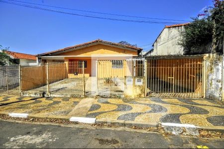 Casa à venda com 4 quartos, 209m² em Jardim dos Oliveiras, Campinas