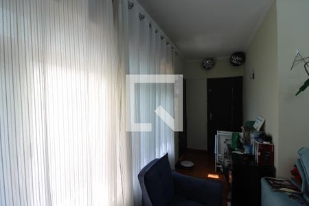 Sala de casa à venda com 2 quartos, 150m² em Jardim Picolo, São Paulo