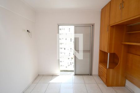 Quarto 1 de apartamento para alugar com 3 quartos, 70m² em Vila Sofia, São Paulo
