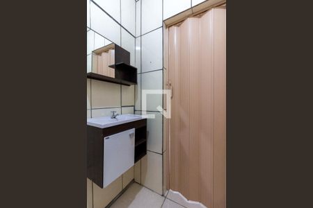 Banheiro de casa para alugar com 1 quarto, 49m² em Cidade Antônio Estêvão de Carvalho, São Paulo