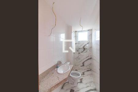 Banheiro de apartamento à venda com 2 quartos, 72m² em Renascença, Belo Horizonte