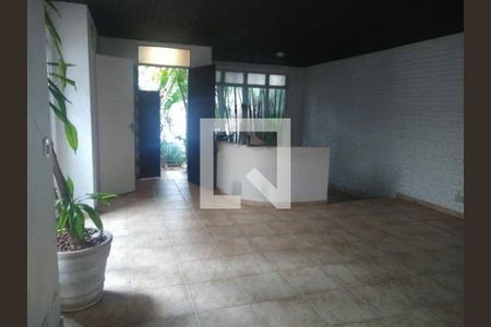 Casa à venda com 3 quartos, 212m² em Campo Belo, São Paulo