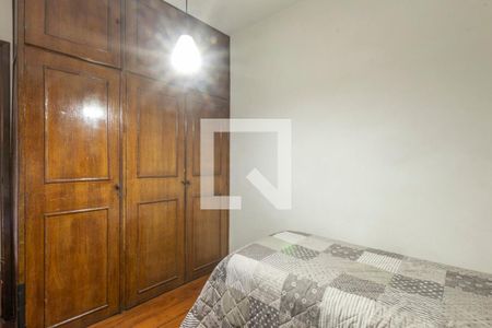 Quarto 3 de casa à venda com 4 quartos, 250m² em João Pinheiro, Belo Horizonte