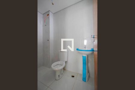 Banheiro de apartamento para alugar com 1 quarto, 36m² em Cidade Antônio Estêvão de Carvalho, São Paulo
