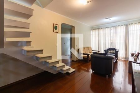 Sala  de casa à venda com 3 quartos, 212m² em Vila Osasco, Osasco